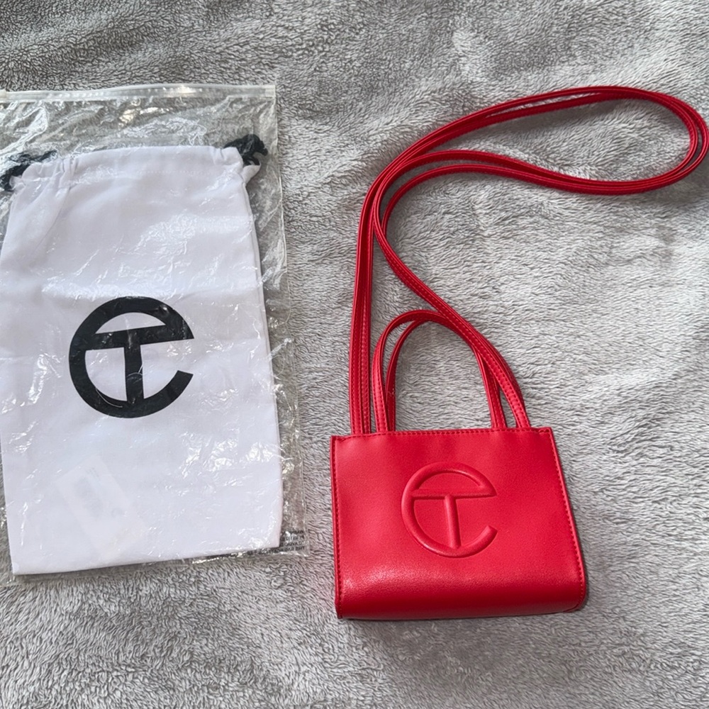 Small red Telfar